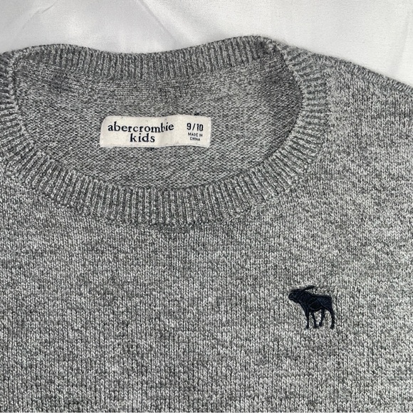 A&FITCH grey knit long sleeve crew neck sweater - Picture 3 of 5